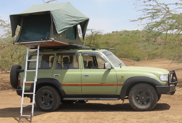 4x4 car hire in Uganda and Camping