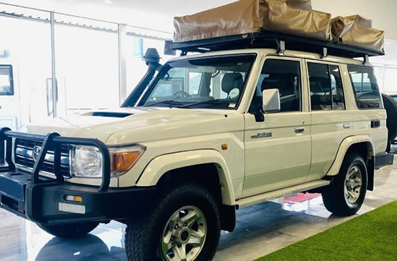 Affordable 4×4 Car Rental for Gorilla Trek