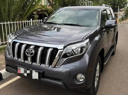 Land Cruiser - Rwanda long term car hire and self drive